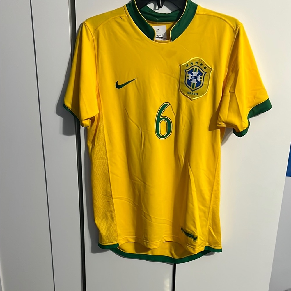 Nike Brazil National Team Jersey in Yellow and Green Roberto Carlos